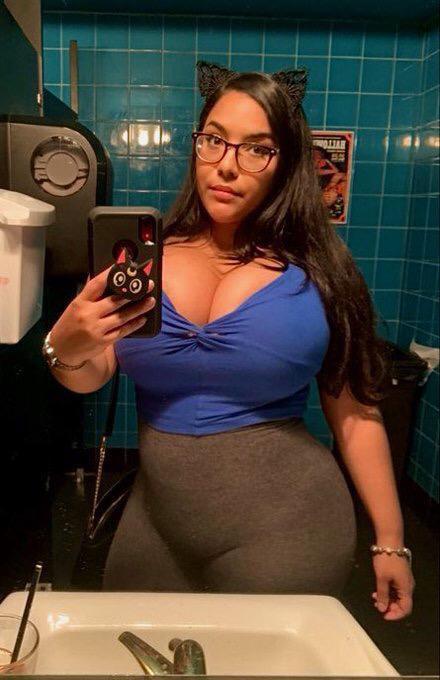 Down to fuck π
π
π
ππππβ€οΈβ€οΈ Down to fuck π
π
π
ππππβ€οΈβ€οΈ