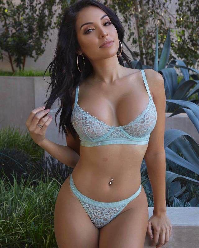 Always available for sex both incall and outcall service Always available for sex both incall and outcall service