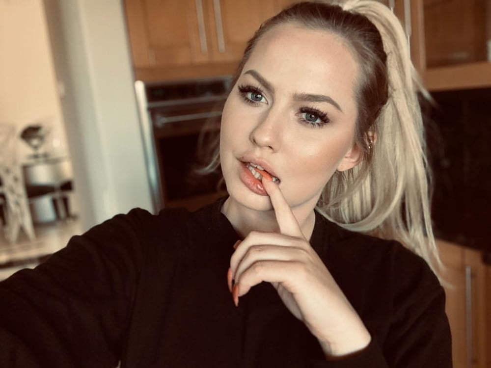 I'am Horny Grils Available Anytime.If You Want Fun with me Incall/Outcall: (646) 948-8148 I'am Horny Grils Available Anytime.If You Want Fun with me Incall/Outcall: (646) 948-8148