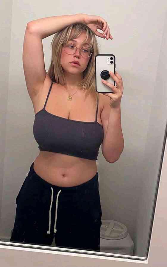 Am bored and horny Am bored and horny