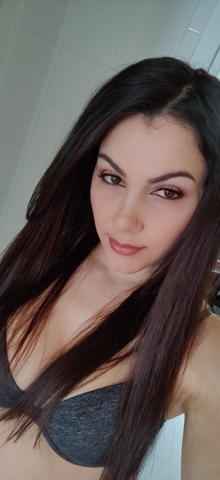 I’m available for fun incall and outcall I’m available for fun incall and outcall