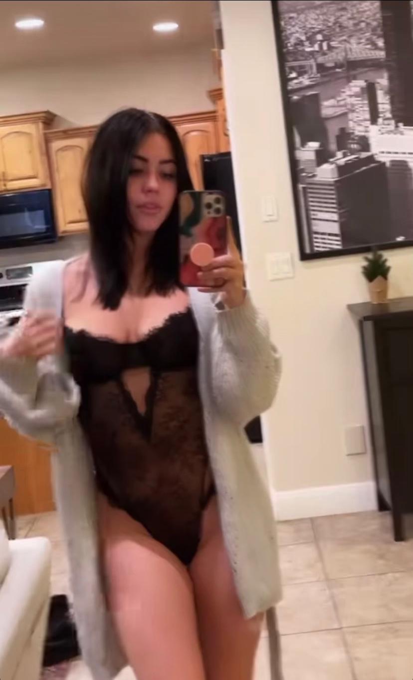 I am ready to have some naughty fun Incall/outcall Big Ass massive outcall servi I am ready to have some naughty fun Incall/outcall Big Ass massive outcall servi