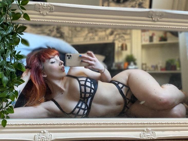 Escort Available For Hookup Escort Available For Hookup