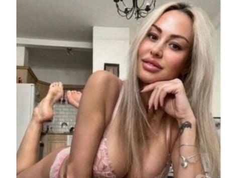 Lora NEW IN TOWN 07733327672 Lora NEW IN TOWN 07733327672