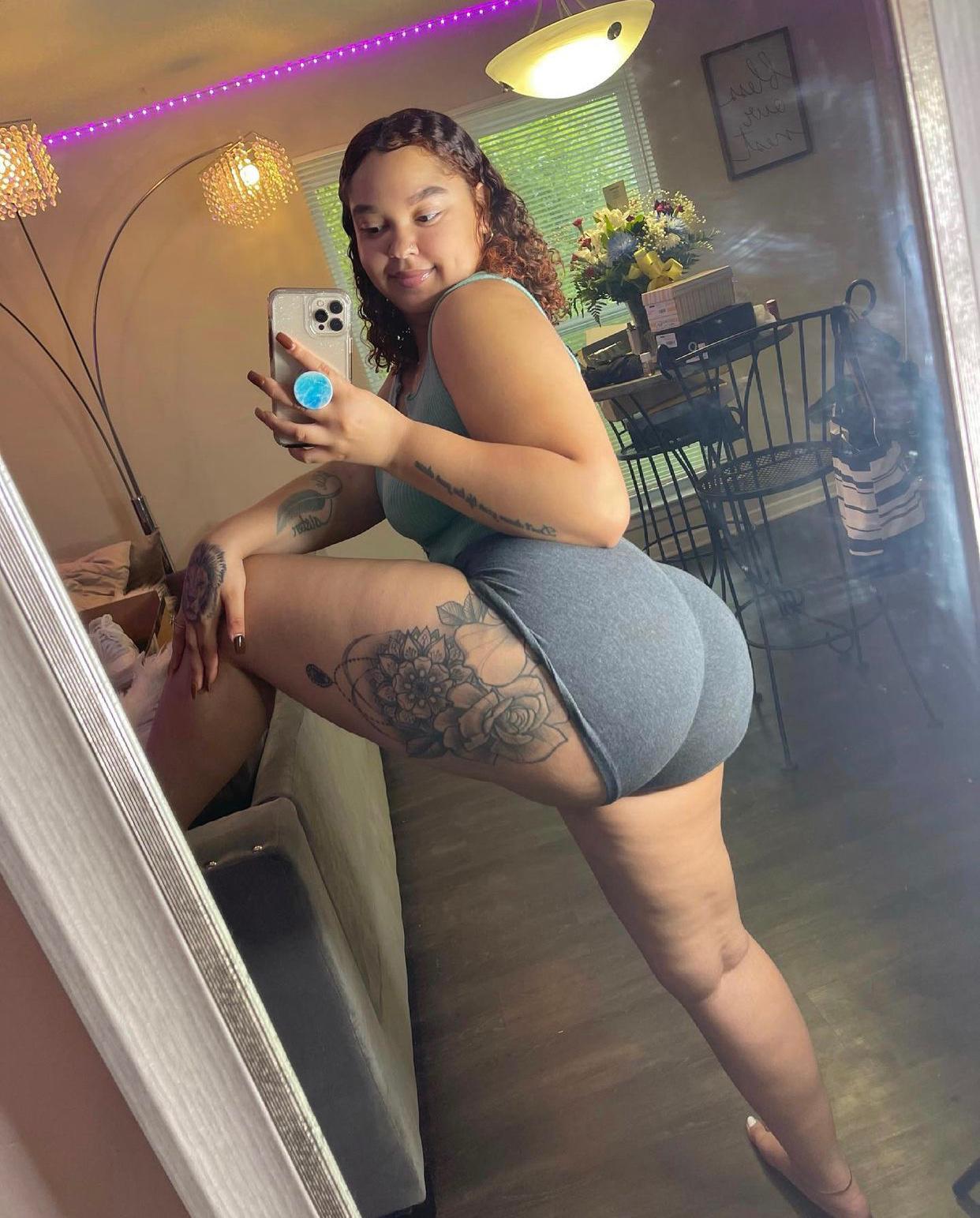 Down to fuck ❤️❤️❤️🔥🍆 Down to fuck ❤️❤️❤️🔥🍆