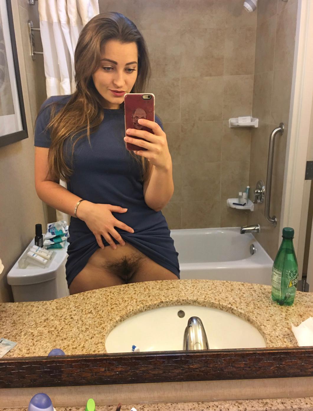 Horney babe need fuck ππ₯°π Horney babe need fuck ππ₯°π