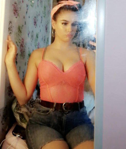 I’m available for meet up ,FaceTime fun,content and I sell pills too I’m available for meet up ,FaceTime fun,content and I sell pills too