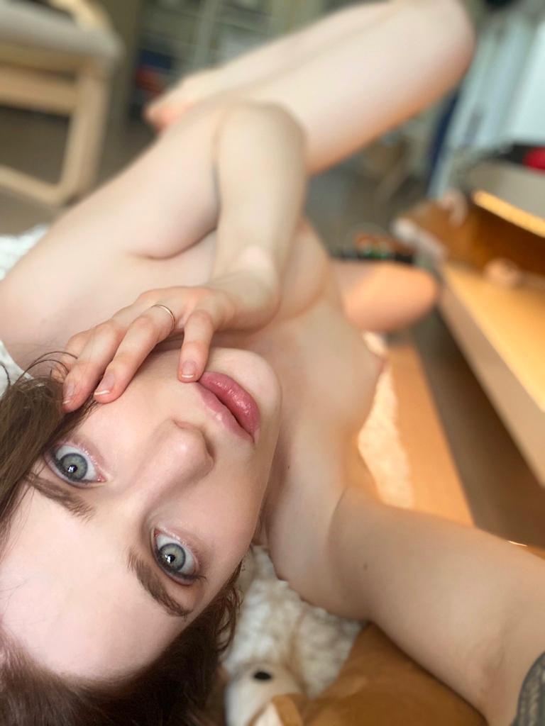 Hook up to fuck available for Incall and outcall 🍆🍑🍆🍑🍆🍑 Hook up to fuck available for Incall and outcall 🍆🍑🍆🍑🍆🍑
