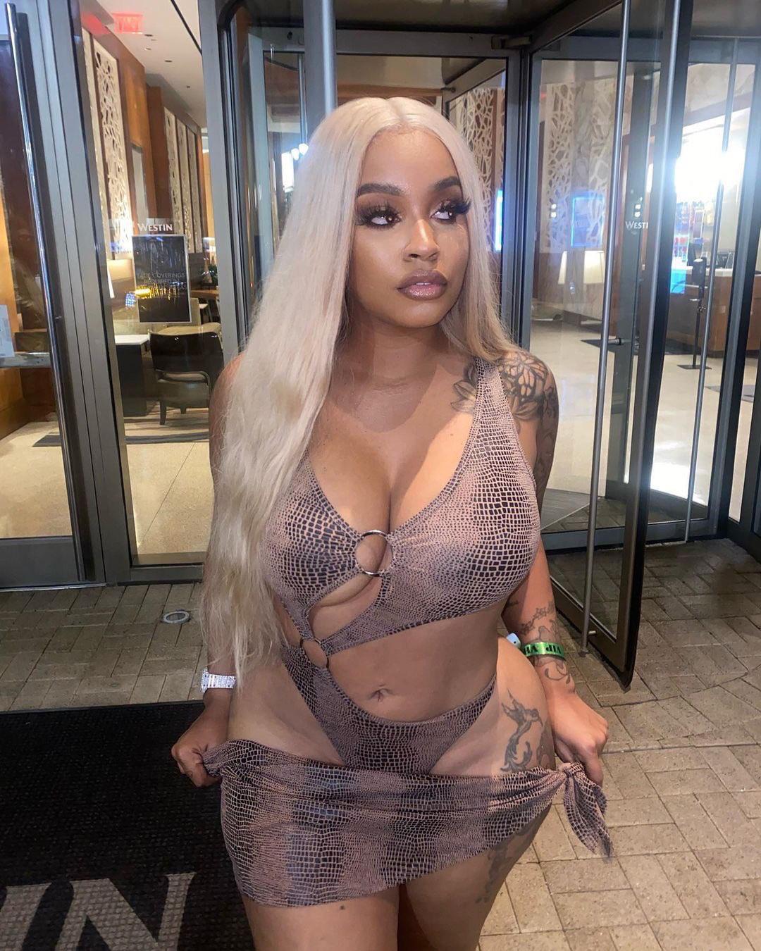 Iβm available for fun π€©β€οΈπ©π¦π₯΅ Iβm available for fun π€©β€οΈπ©π¦π₯΅