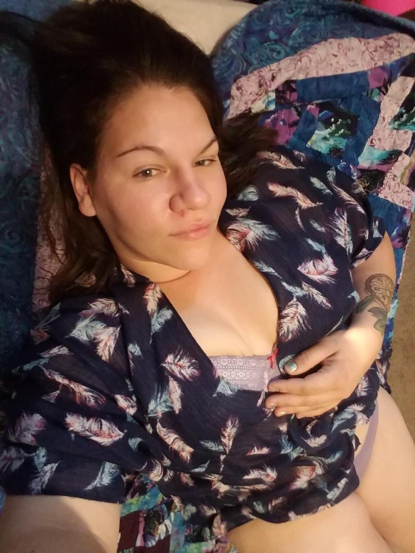 Looking for hookup Looking for hookup