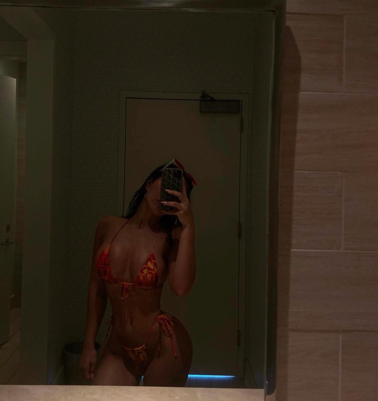 HMU for fun & naughty stuffs HMU on📱 +19859990438 or snap pweeet21 HMU for fun & naughty stuffs HMU on📱 +19859990438 or snap pweeet21