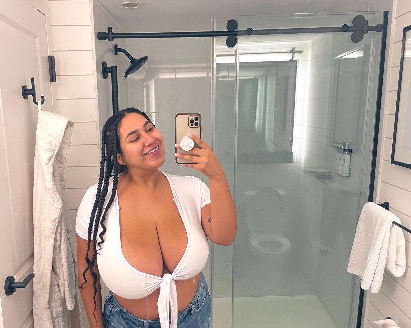 I’m Horny🍆 and really need you to put your dick🍆 in my juicy 👅💦 Pussy🥰💦🍆 I’m Horny🍆 and really need you to put your dick🍆 in my juicy 👅💦 Pussy🥰💦🍆