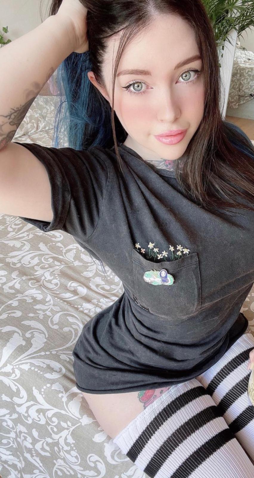 Hot 🥵 sarah Snapchat: Sarahvandelle22,,,, cell phone: (304) 397-0609 Hot 🥵 sarah Snapchat: Sarahvandelle22,,,, cell phone: (304) 397-0609