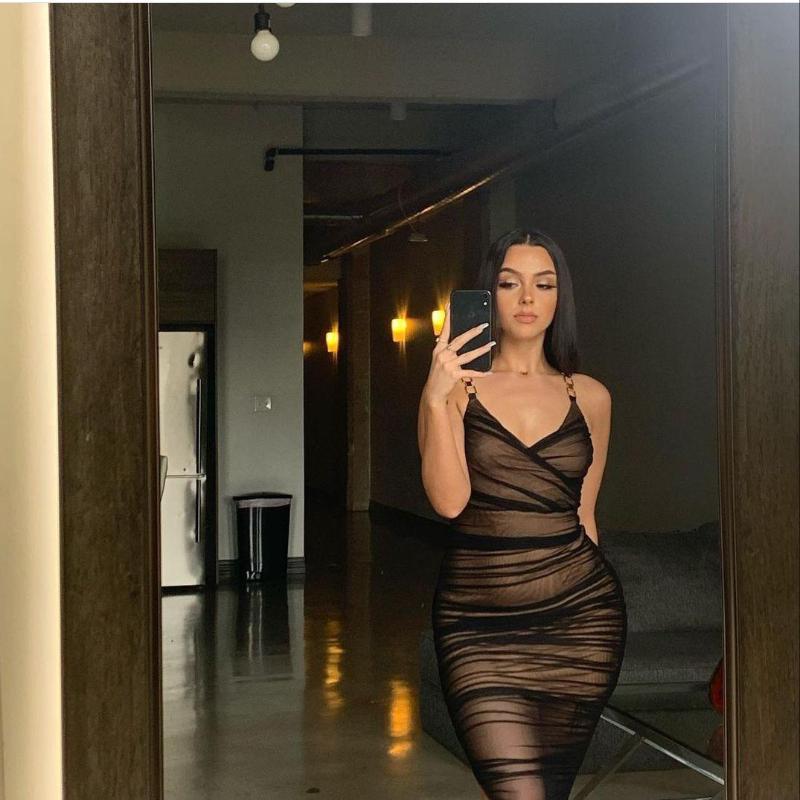 Hi 👋 it’s keisha I’m available for all erotic fun 🤩