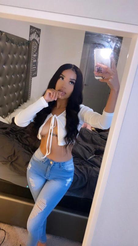 (304) 355-1277 escort /hookup/girlfriend