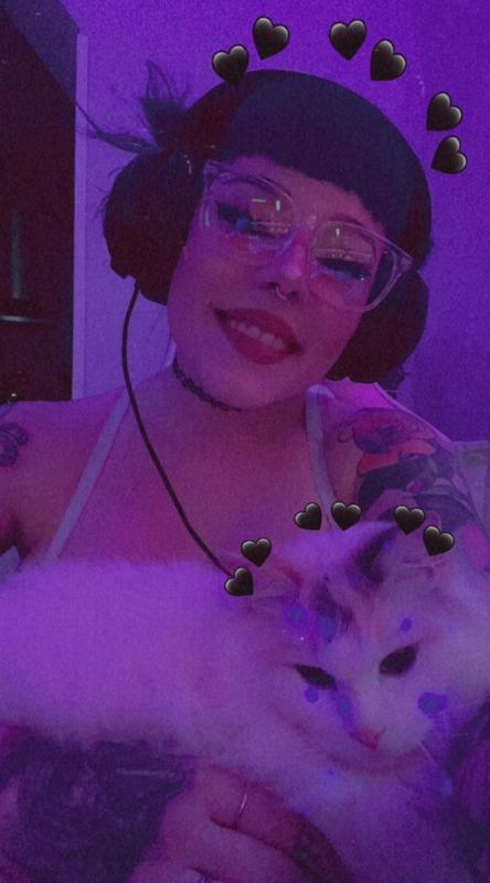 I’m a female escort ready for quick hookup