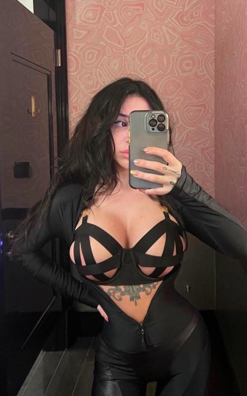 Hi text(6573872174) I am naughty🌷 I will make you feel happy😘 Snap(gif_ty5)