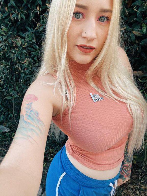 Massage Therapist & Happy ending