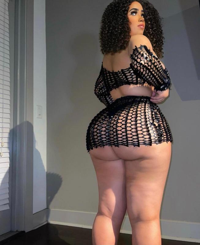 Come ease your stress with me gentleman I’m available