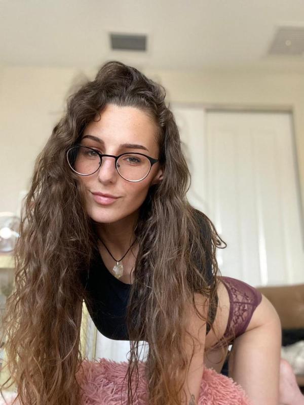 Escort best services call (434) 602-2864 or add me on snap:::::: saunder_w20