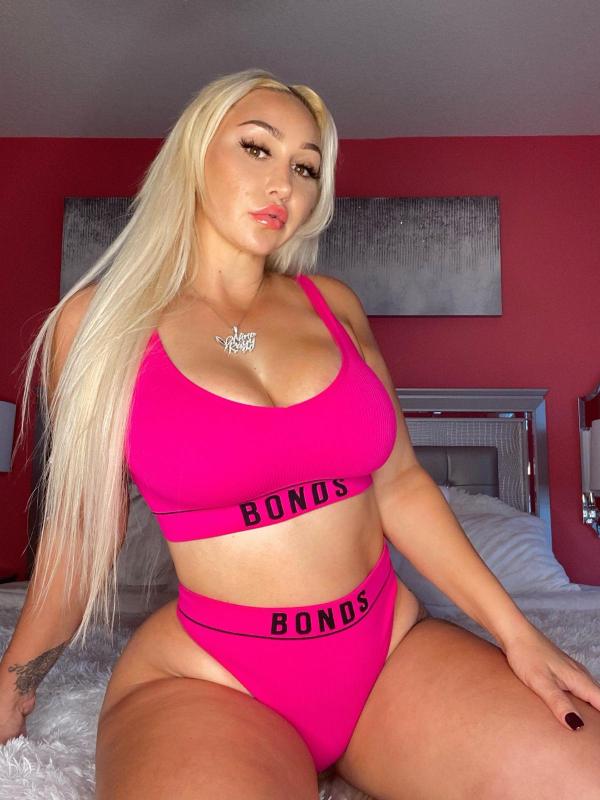 If you are looking for the most ravishing sexual companion ,hit me up