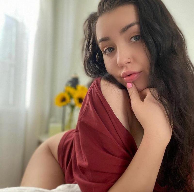 I DOWN FOR ALL KIND OF SEX AND I NEED A BIG DICK INSIDE MY WET P**SY💦🍑🍆