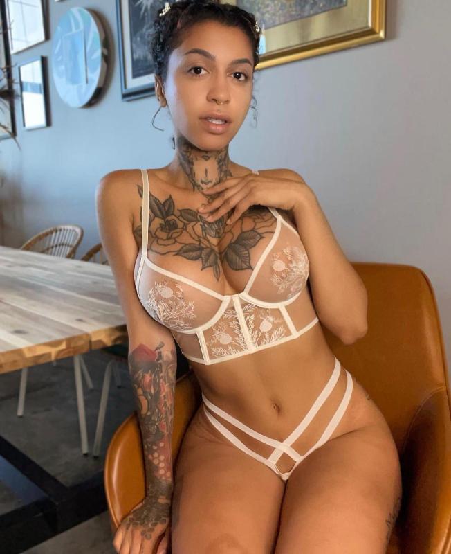 I’m available 24/7 for fun 🤩 👅🥵🍑💦❤️