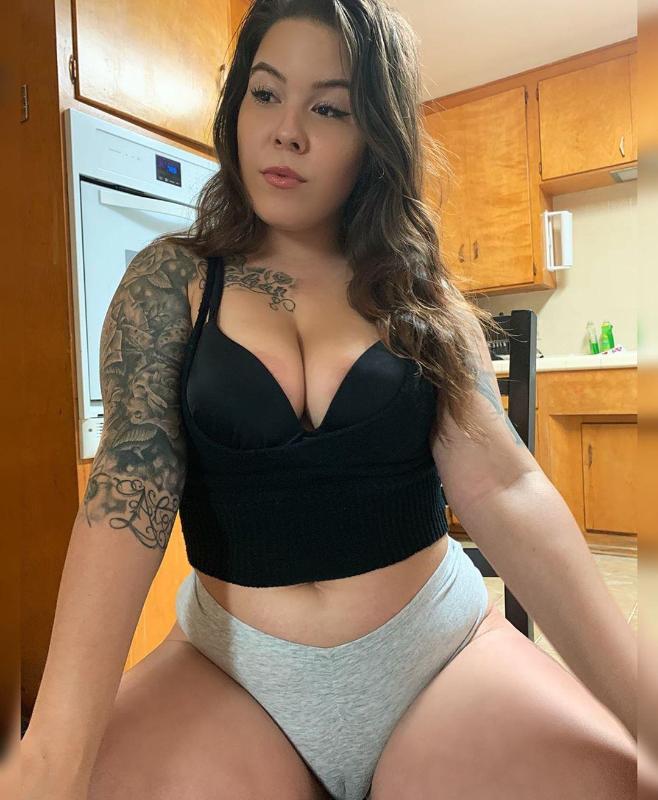 IM AVAILABLE FOR SEX HOOK UP 🇨🇦🇨🇦💦