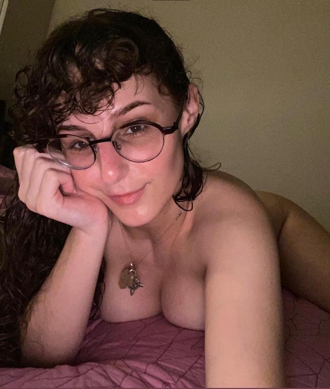 I offer affordable massage with sex💦💦 I’m professional and discreet