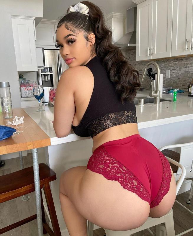 I’m hot and ready to be fucked😘🍆🍑 (747) 334-3038 or Snapchat jessica_b22788