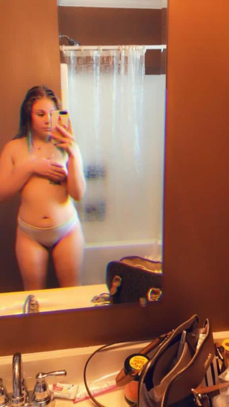 My name is cooksashley am an Escort available for hook up 🍆🍑💦and meet up