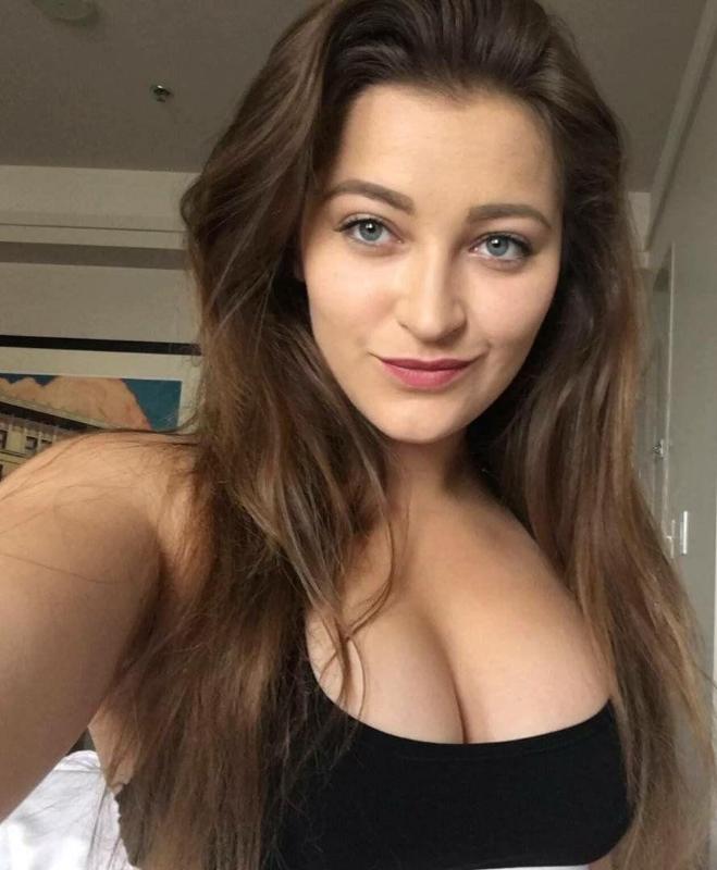 Hey there I’m available to have fun 🤩 😋