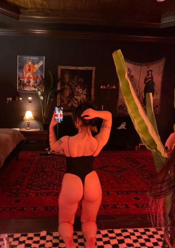 HMU if you dtf Raw sex😍😊❤️ Sc:Alexiawaller22