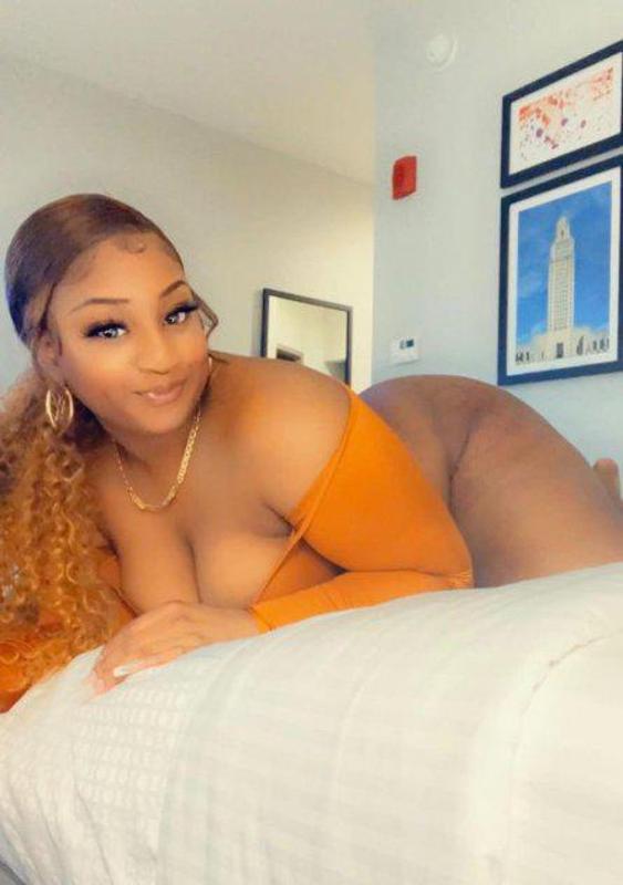 Incall 😘💦 available 24/7