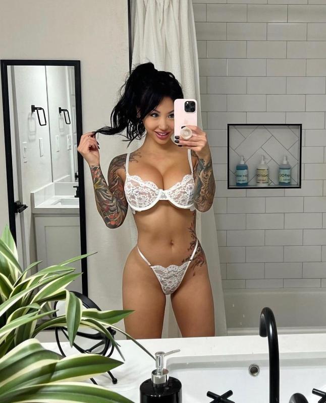 Horny Tight Pussy 💋 need for HOOKUP 💞inCall/outCall And Car 🚙 Call