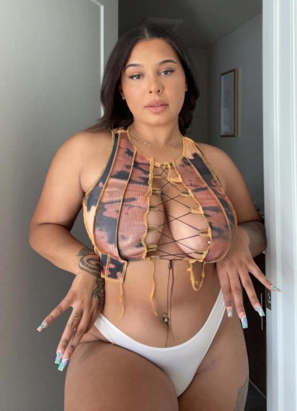 I’m available for hookup👅💦, premium girlfriend experience