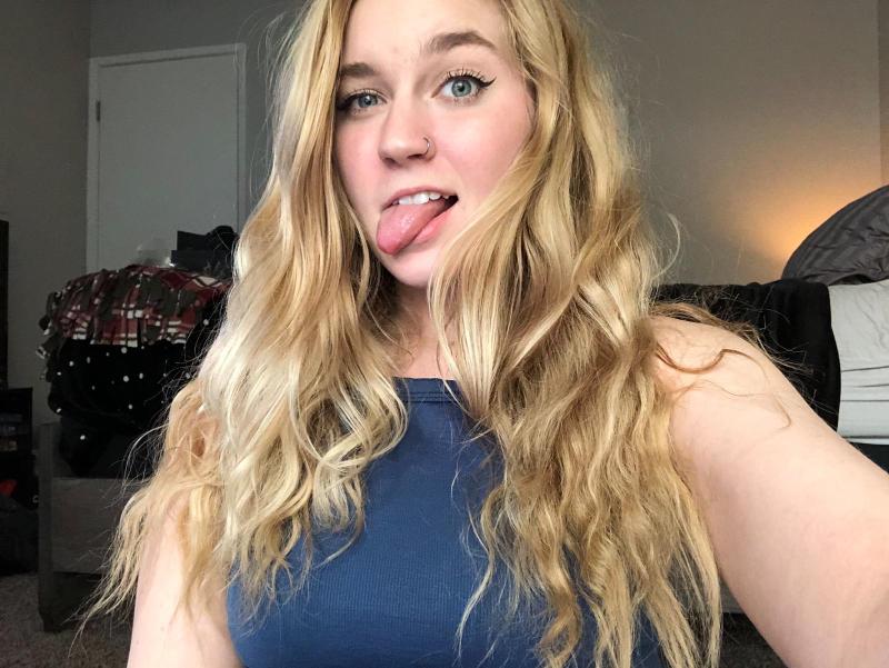 HOOK UP 🍆💦🍑🍑 AND FUN TIME 💦💦🍆