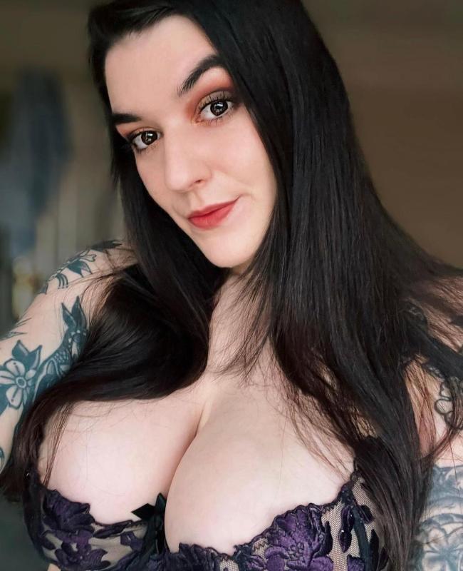 Hey I’m Tara, I’m Really sweet and polite 👅I wanna do things your way😍🍆🍑