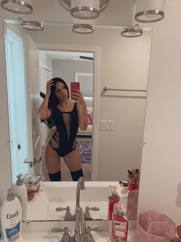 Need a decent Escort?😘 I’m ready and available ❤️❤️🖤❤️❤️