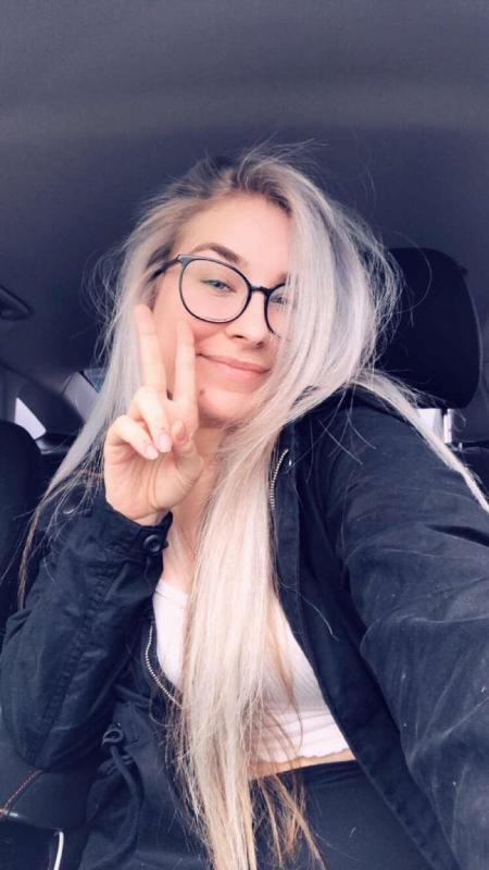 AwaRE YOU NOT TIRED 😪 OF THE FAKES ADS OUTHERE? HMU FOR SOMETHING REAL