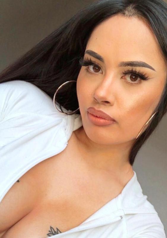 I am available right now💦Young🔥Hott$exy Classy and Wet text me (513) 457-2102