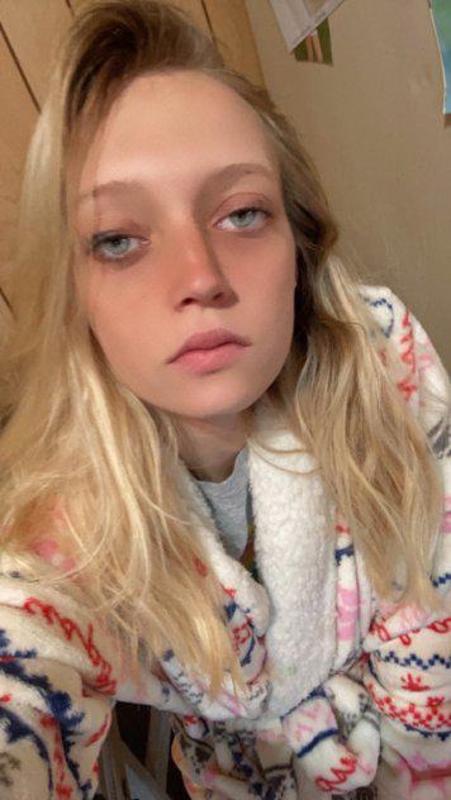 Hey Guys Add me on SNAPCHAT:- Sexybenitta and Text me on :(213) 433-69