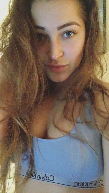 I’m available for both incall and outcall services