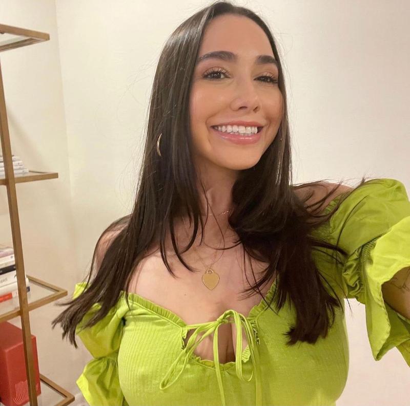 Milky 🥛 hookups and my nudes 🥛💧🌹🍆🍑💎💚💋