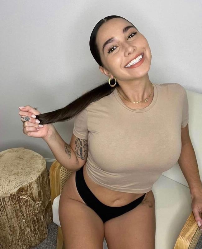 I’m available for both INCALL and OUTCALL, come 🍆 **** me hard🍓💦