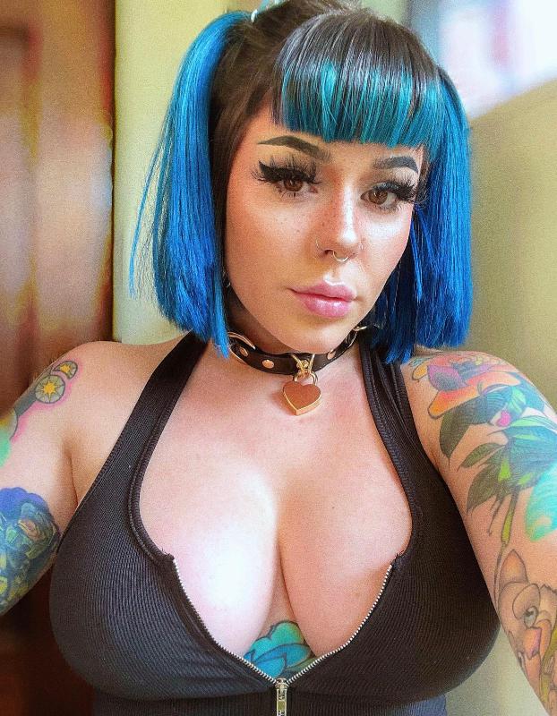 Sexy here to satisfy you ❤️❤️