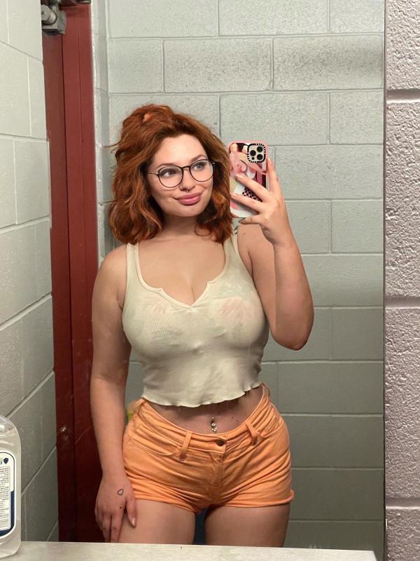 I am available right now YoungHott$exy Classy and Wet text me (925) 378-5079