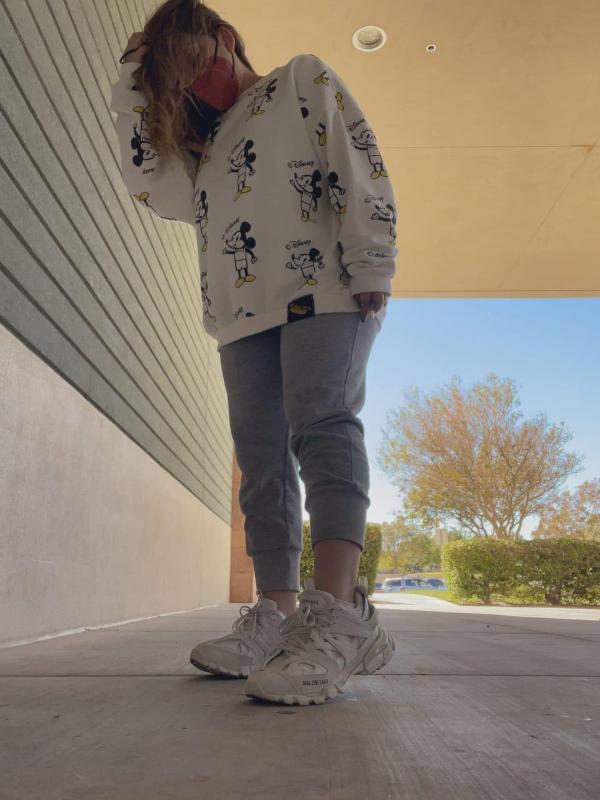 I’m available for both incall and outcall