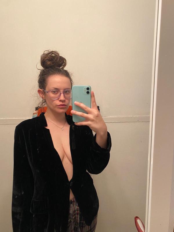 Am available 24hrs to make you feel on top of the world... Snap:hupmizzy1