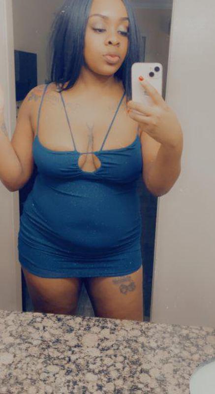 Upscale Provider available Incall/outcall here for the weekend!